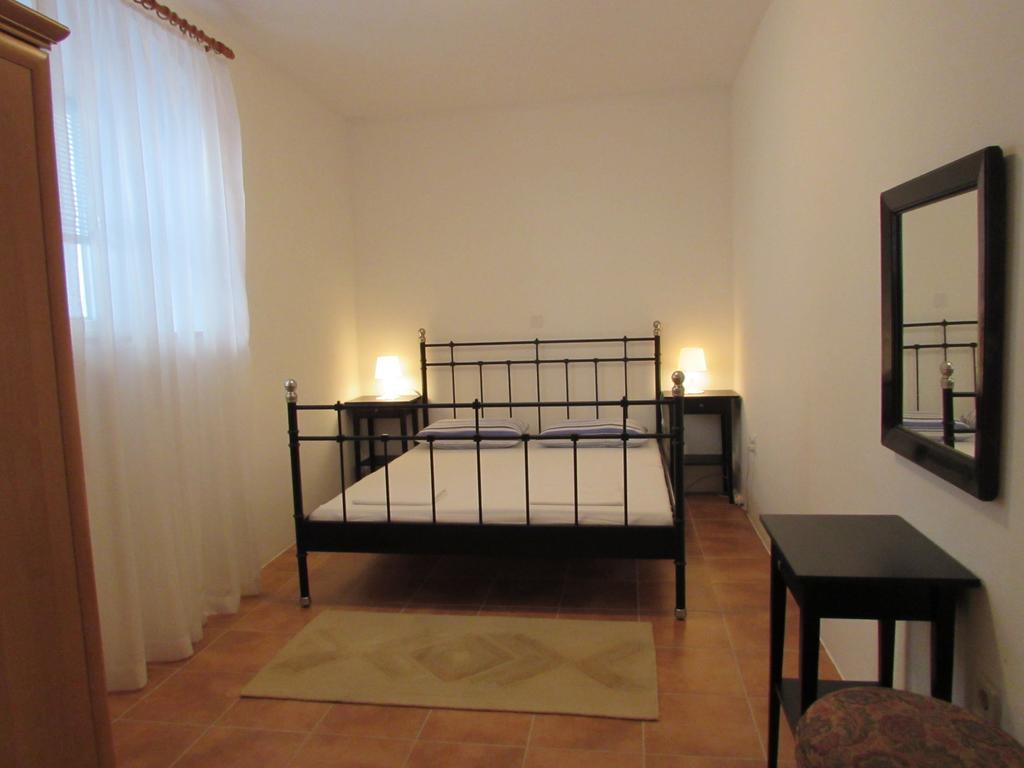 Apartments Madirazza Trogir Luaran gambar