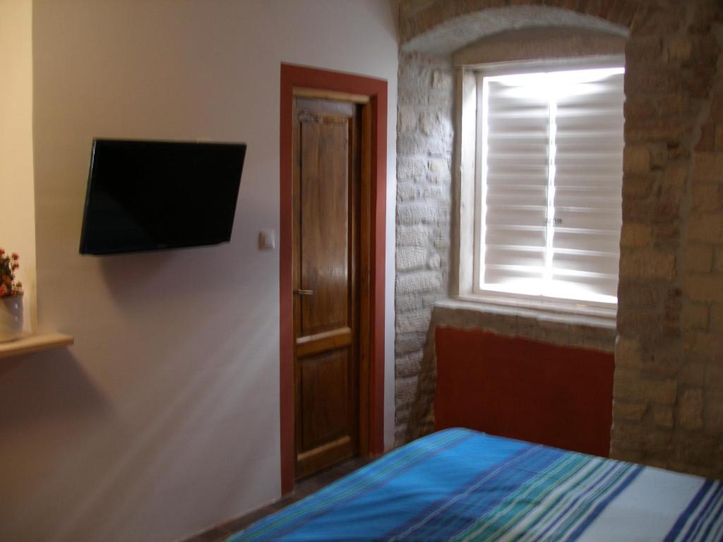 Apartments Madirazza Trogir Bilik gambar